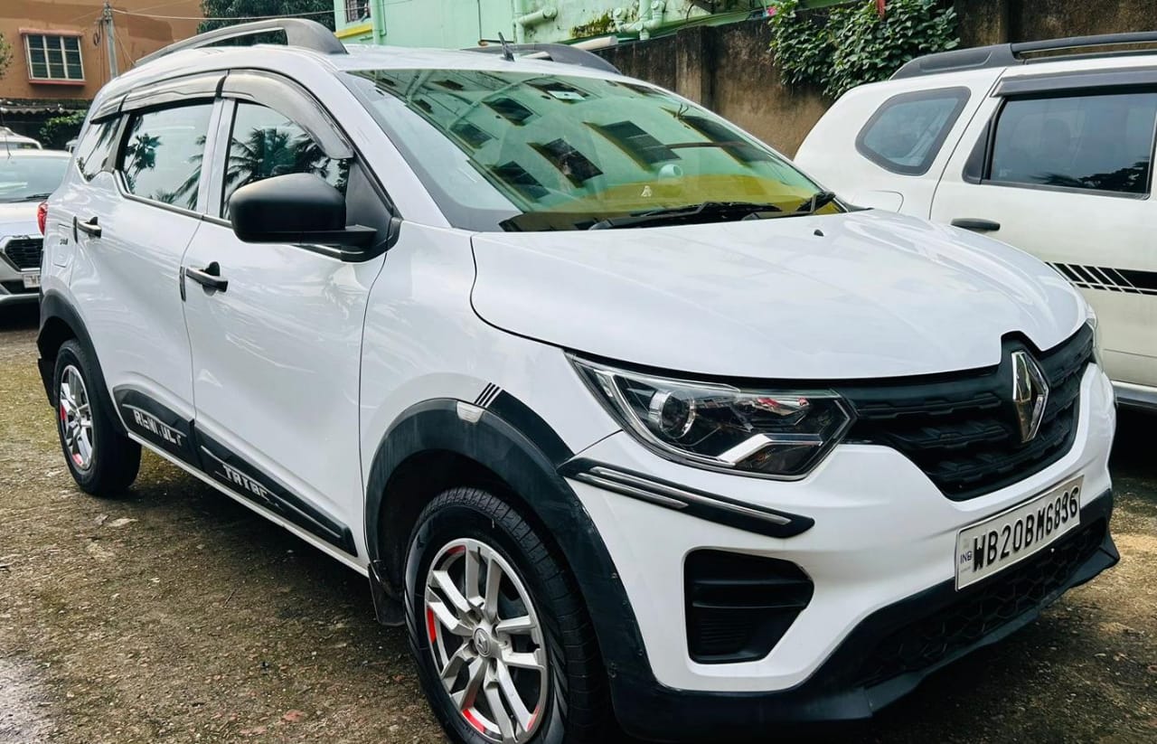 
								Renault Triber 2022 full									