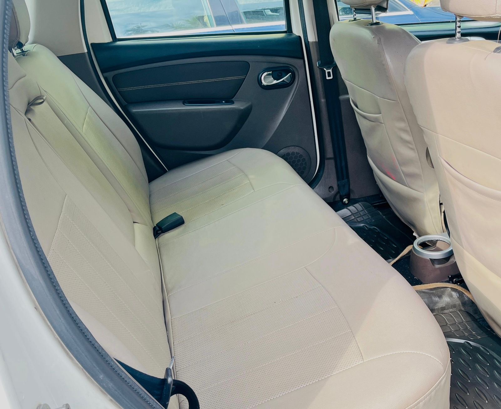 
								Renault Duster 2017 RXZ full									