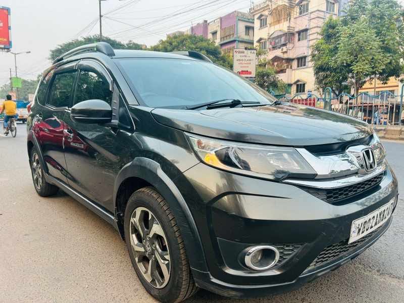 
								Honda BR-V 2018 CVT full									