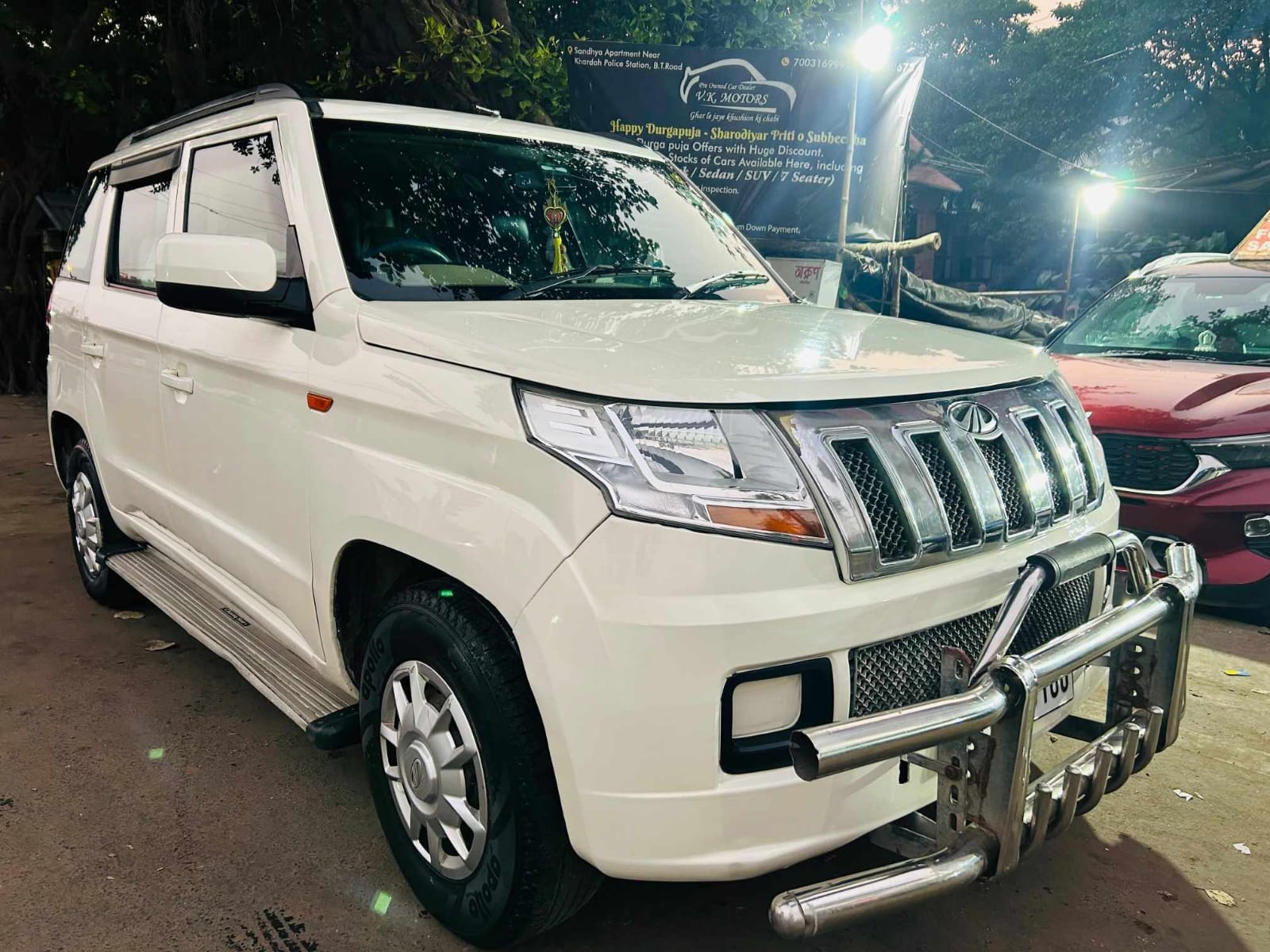 
								Mahindra Tuv300 T6+ 2018 Dec full									