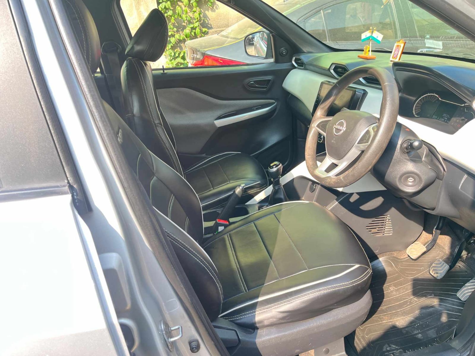 
								Nissan Magnite 2021 full									