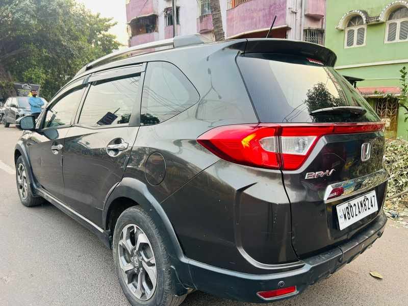 
								Honda BR-V 2018 CVT full									