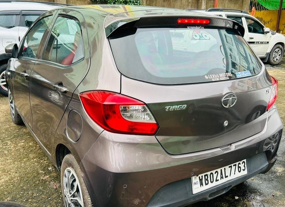 
								Tata Tiago XT 2017 full									