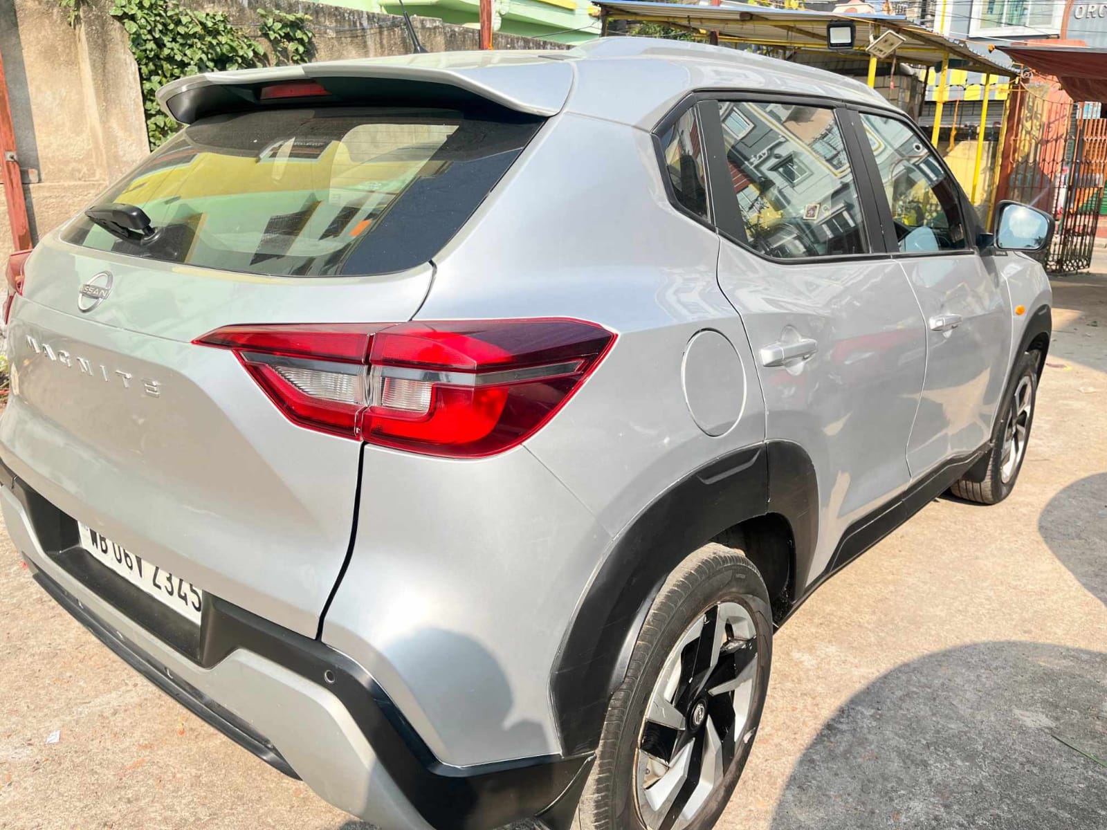 
								Nissan Magnite 2021 full									