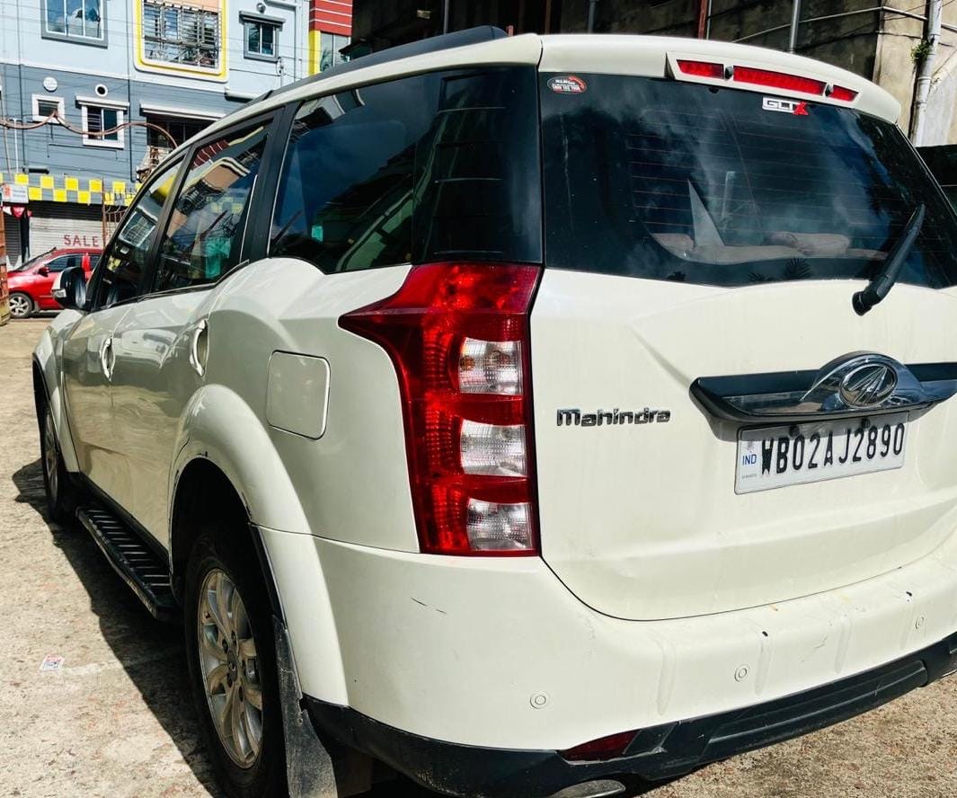 
								Mahindra Xuv500 W10 2016 full									