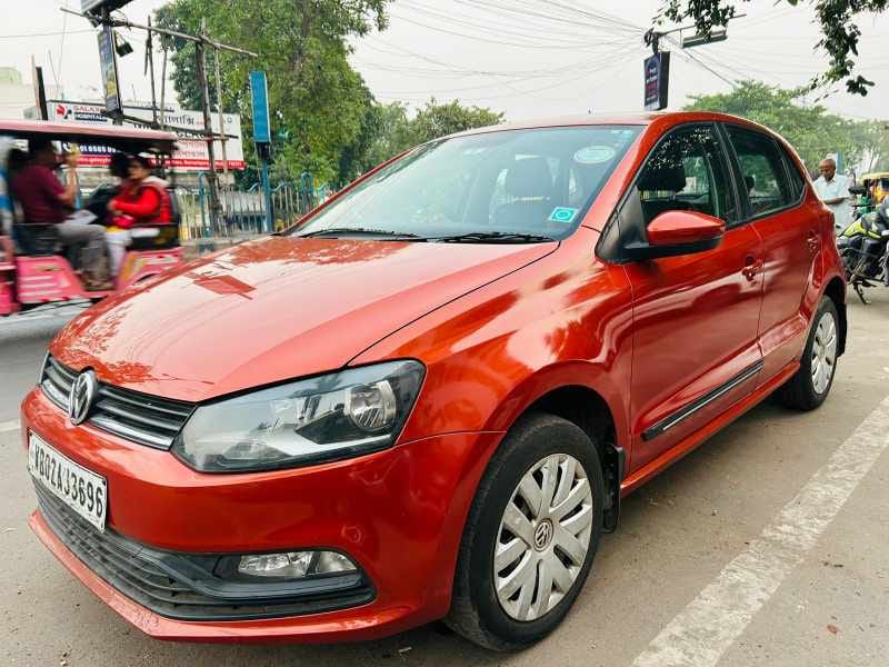 
								Volkswagon Polo Comfortline 2016 full									