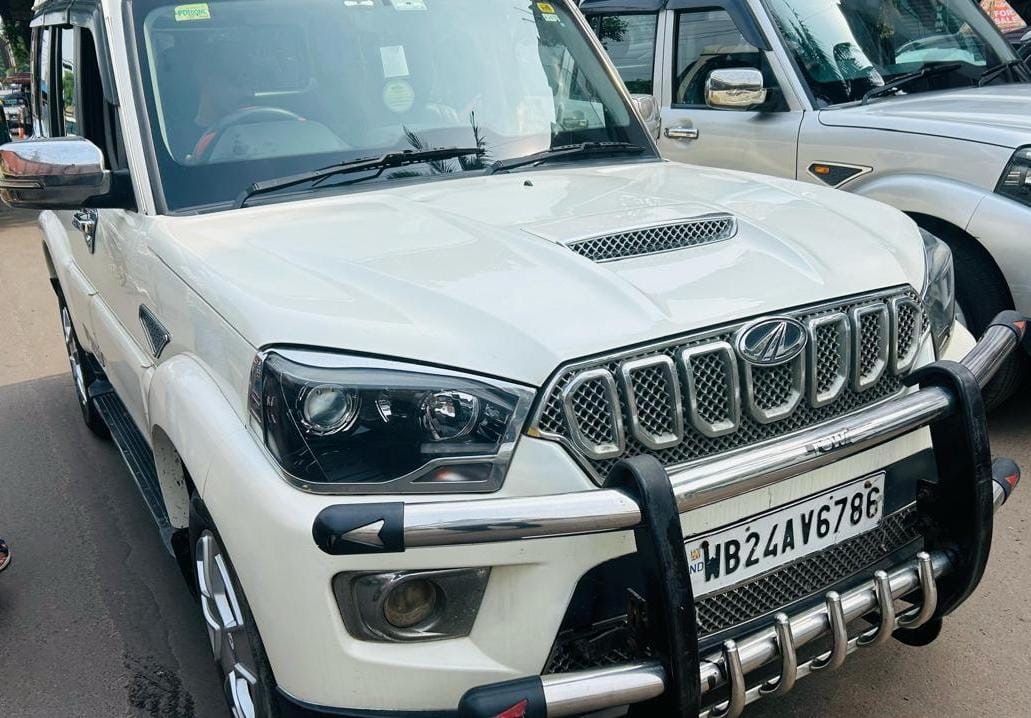 
								Mahindra Scorpio S9 2019 full									