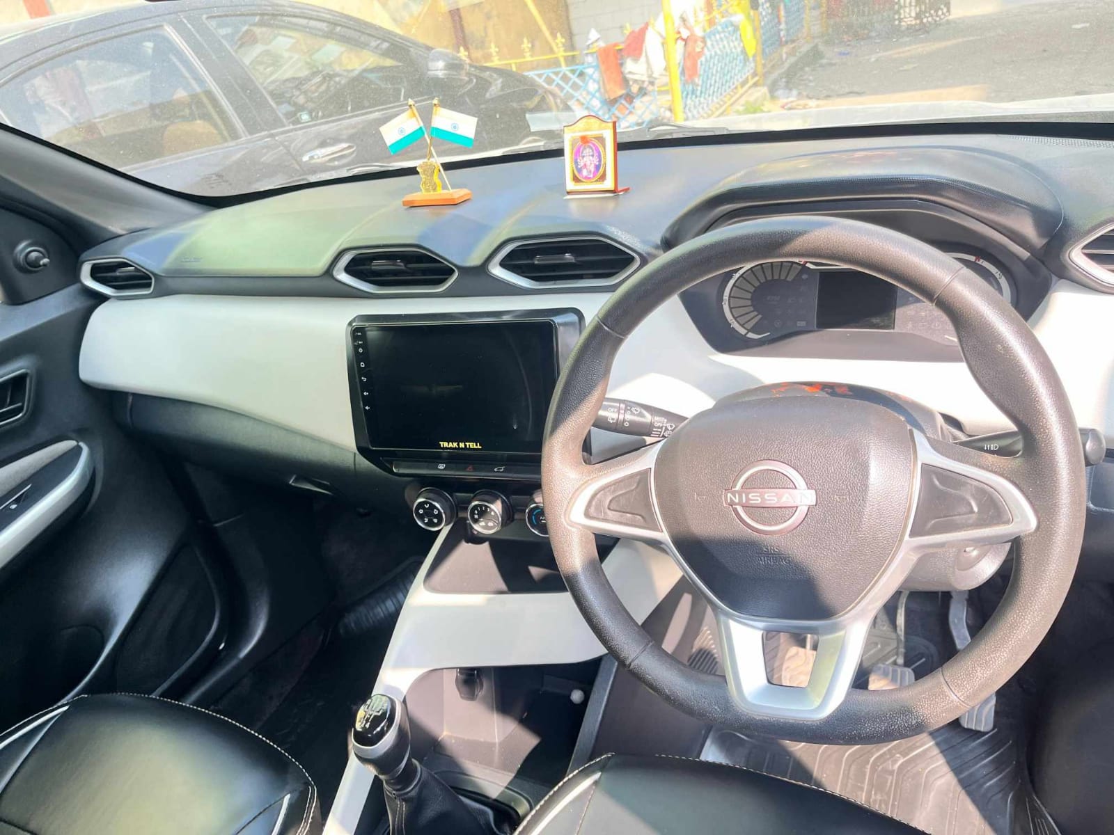 
								Nissan Magnite 2021 full									