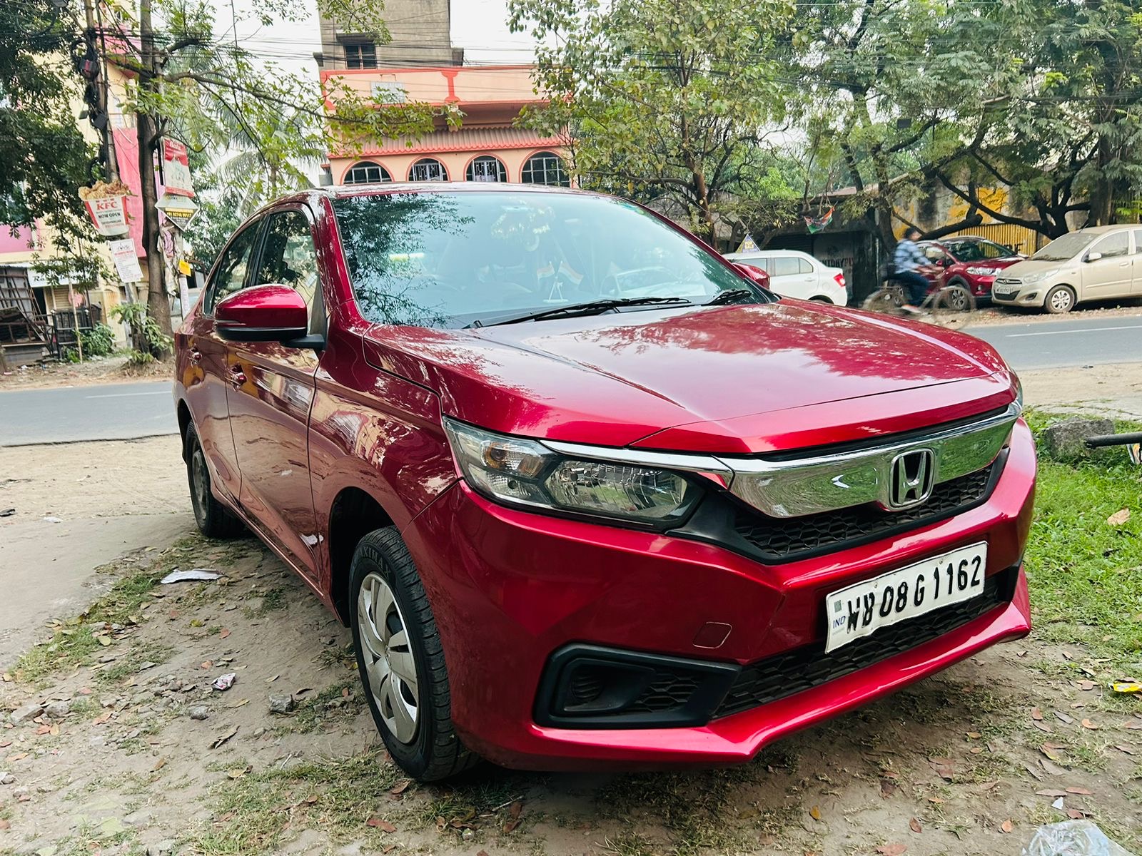 
								Honda Amaze SMT 2019 full									