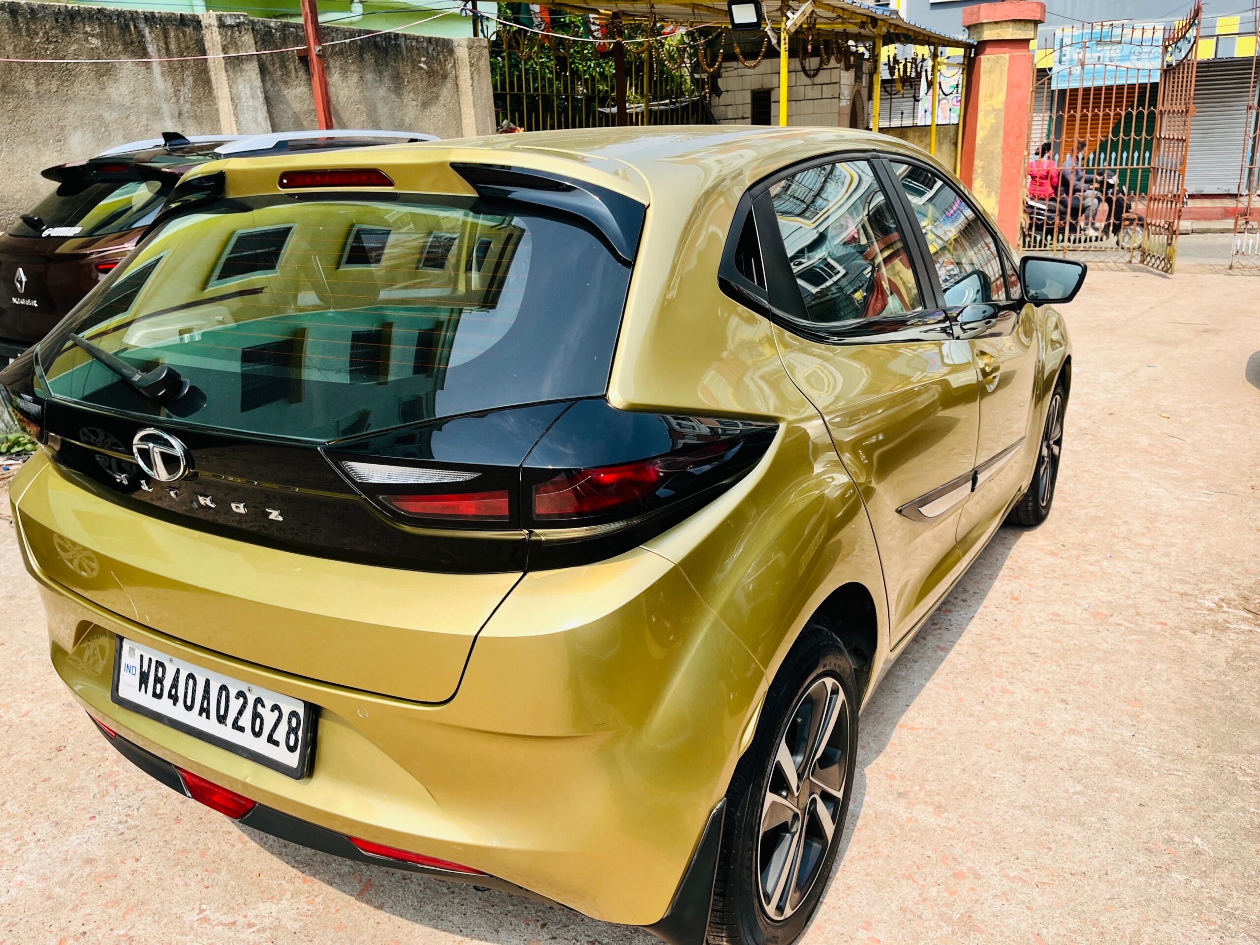 
								TATA ALTROZ XZ+ 2020 full									