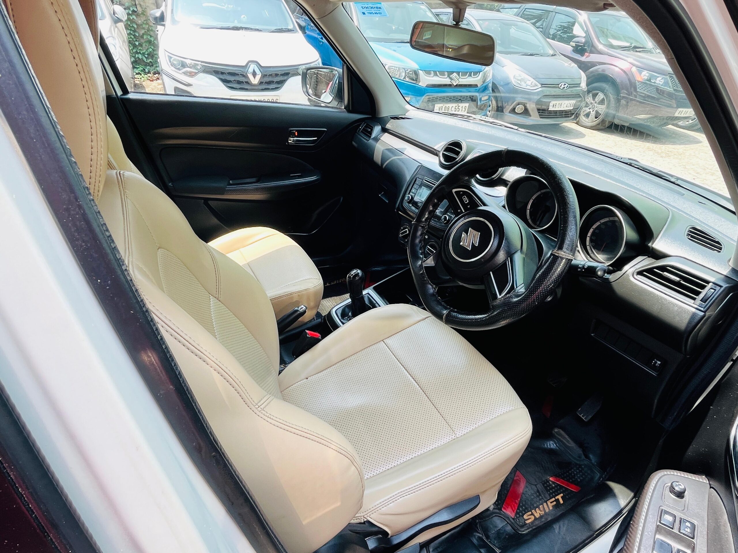 
								MARUTI SWIFT VXI 2021 full									