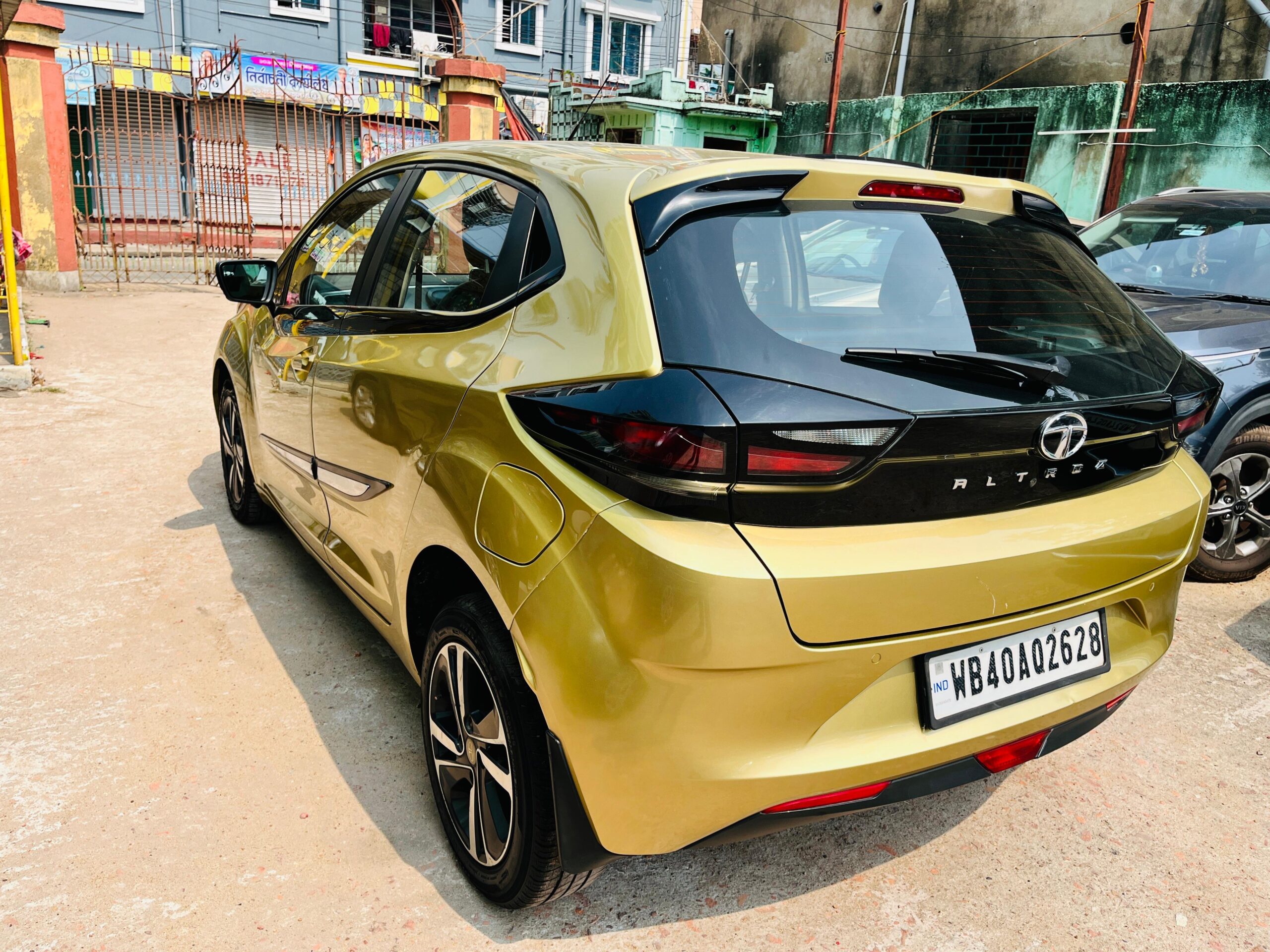 
								TATA ALTROZ XZ+ 2020 full									