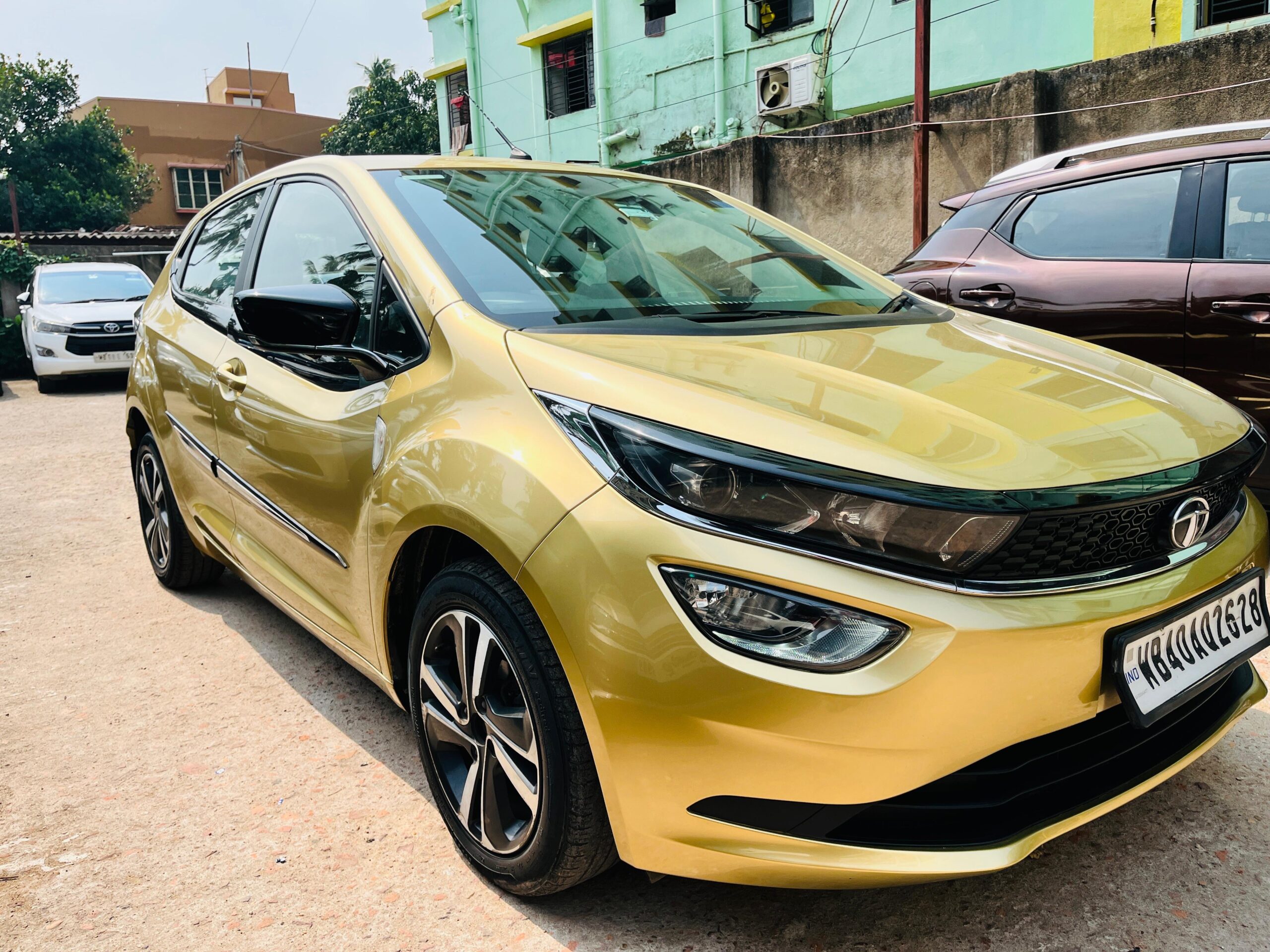 
								TATA ALTROZ XZ+ 2020 full									