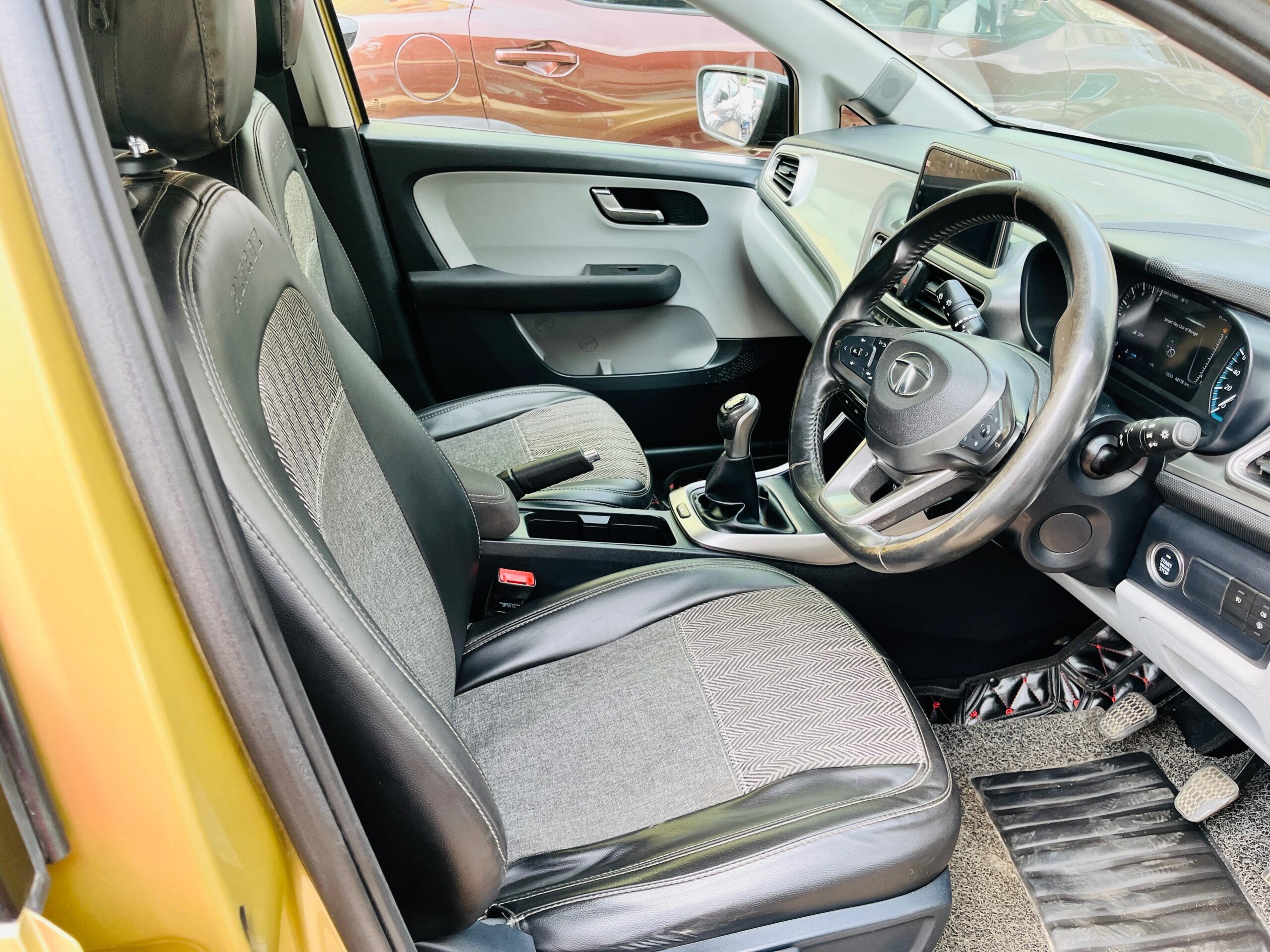 
								TATA ALTROZ XZ+ 2020 full									