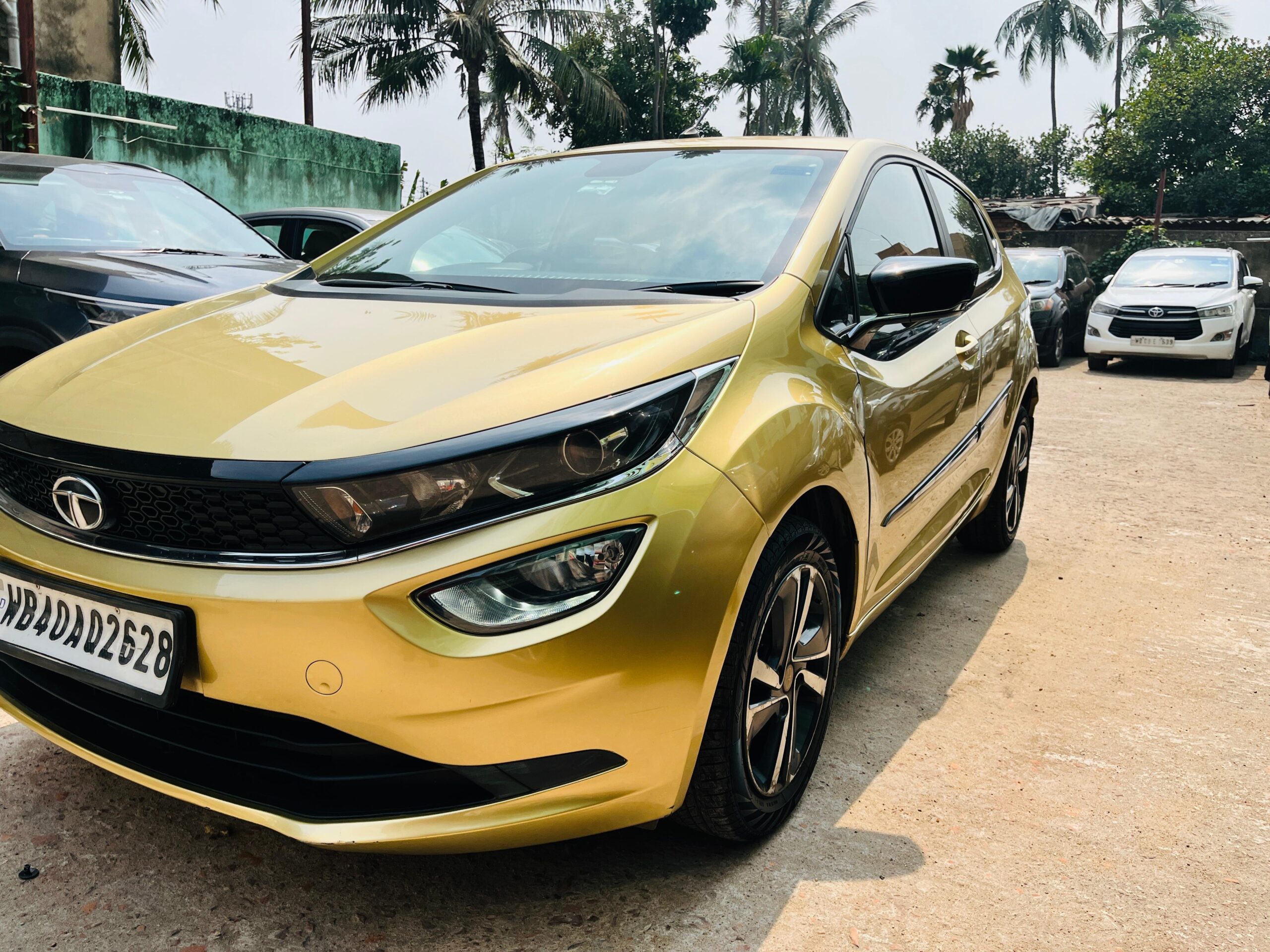 
								TATA ALTROZ XZ+ 2020 full									