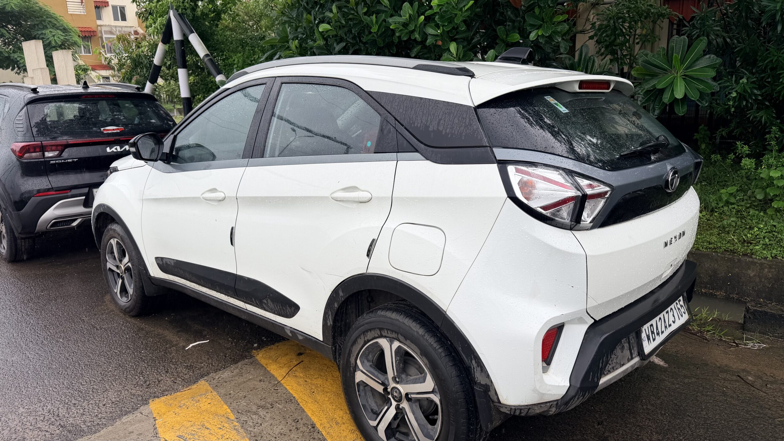 
								Tata Nexon 2021 XZ+ full									
